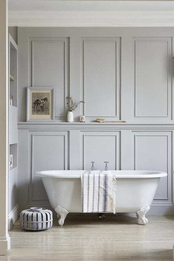 Clawfoot Bathtub 03