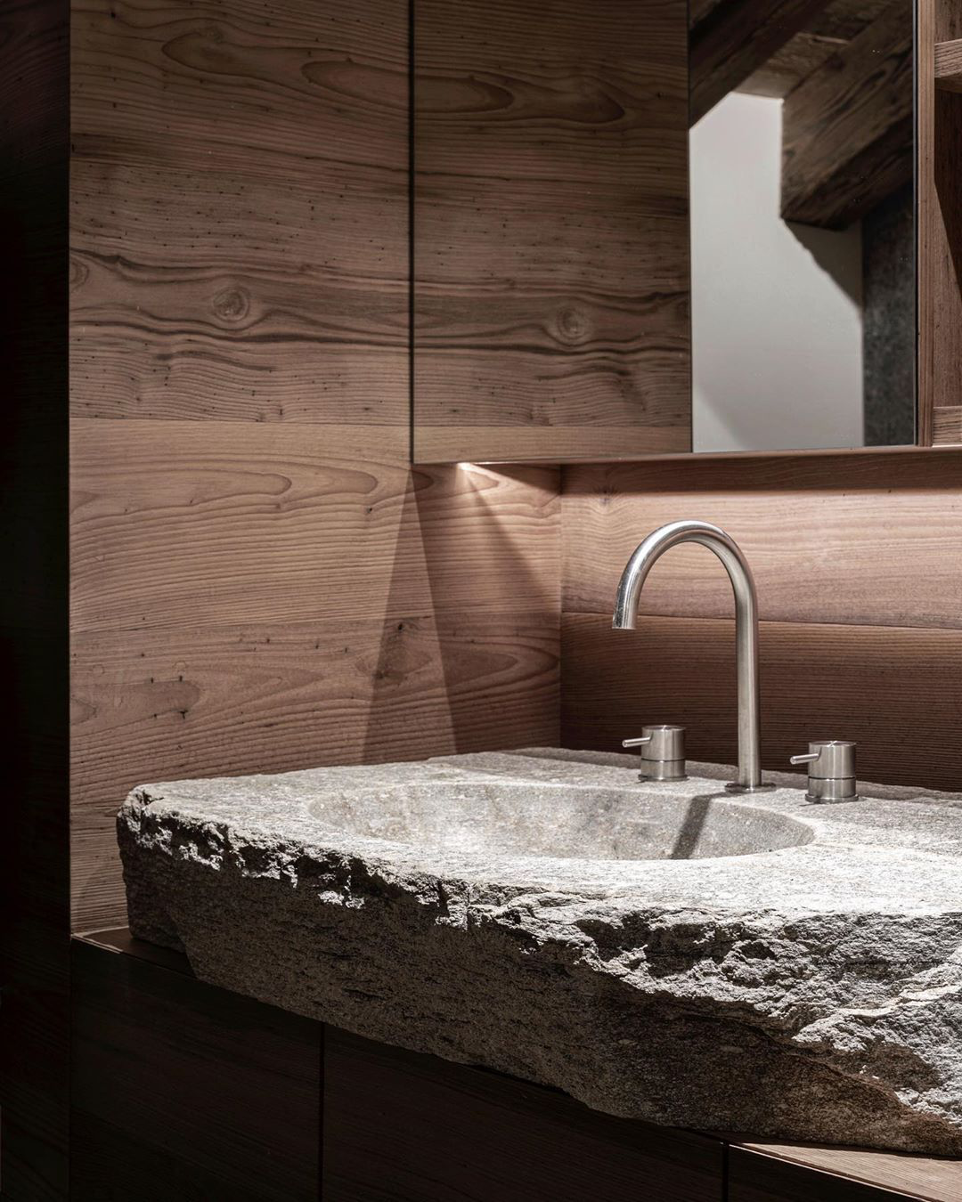 Natural Stone Washbasins: Bringing Organic Luxury & Unique Character to Your Bathroom