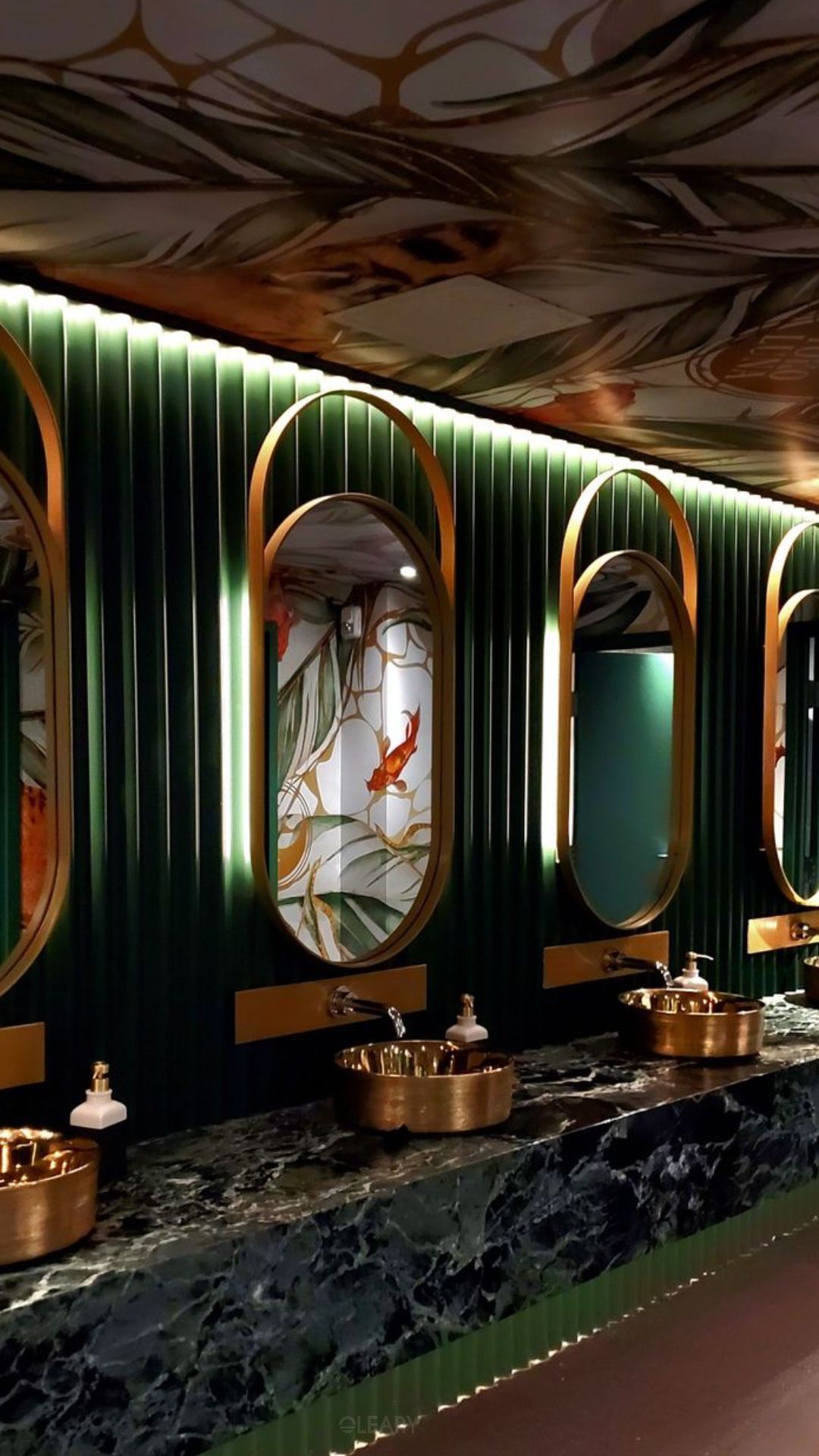 Elevate Your Bathroom: A Designer's Guide to Vessel Sinks and Backlit Mirrors