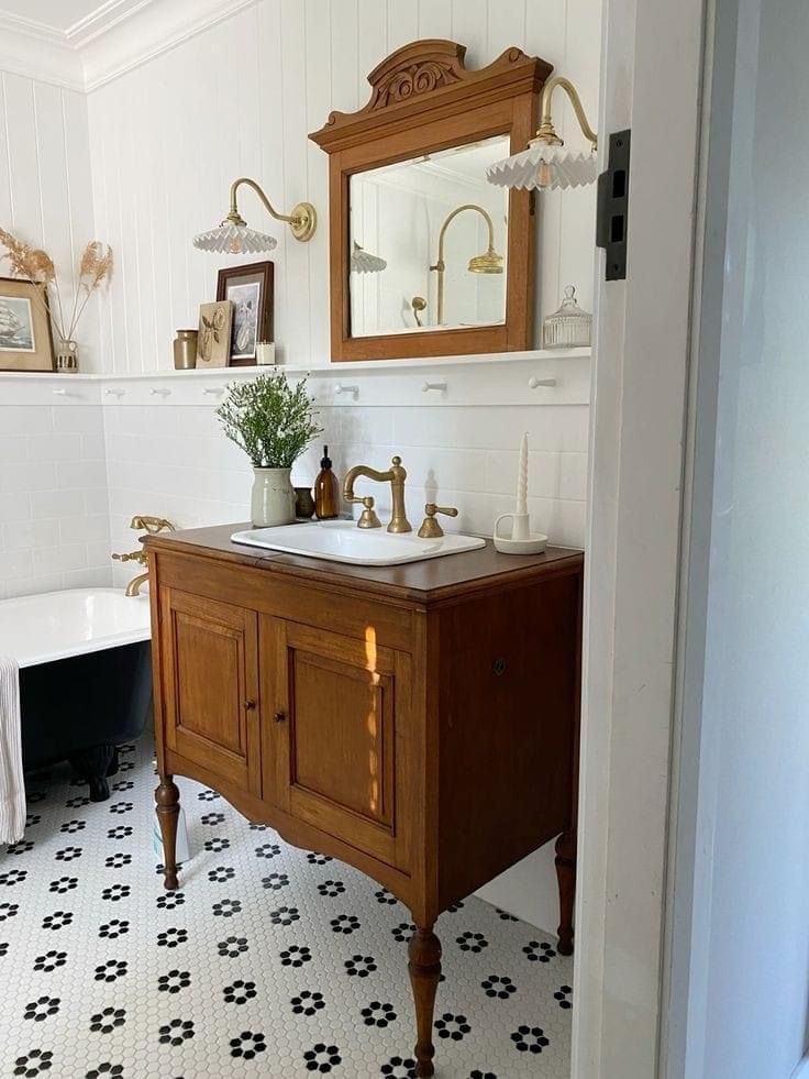 Custom Wooden Bathroom Cabinet