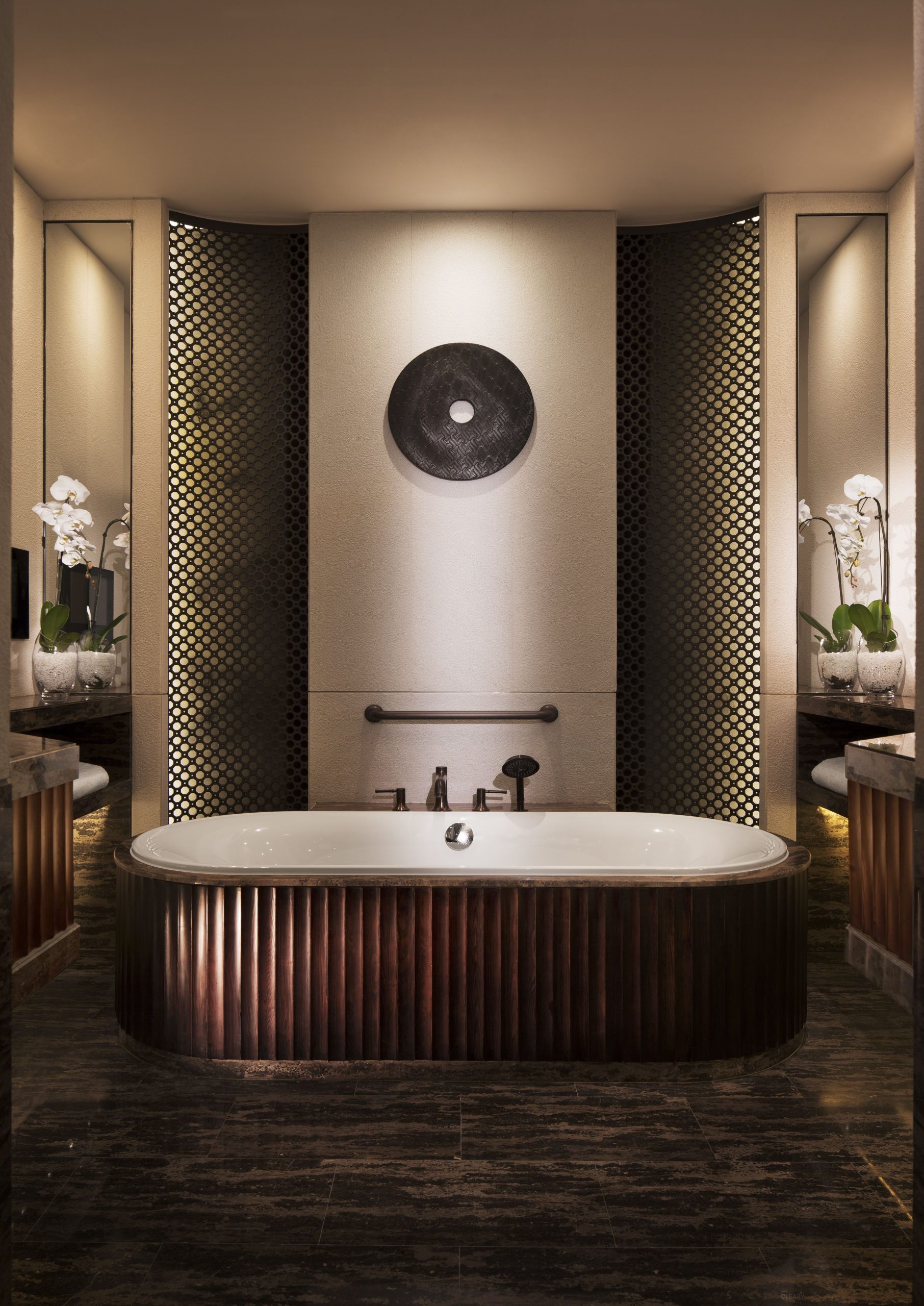 Oriental Grace: Wood-Slatted Oval Freestanding Bathtub, Crafting a Private Water Sanctuary