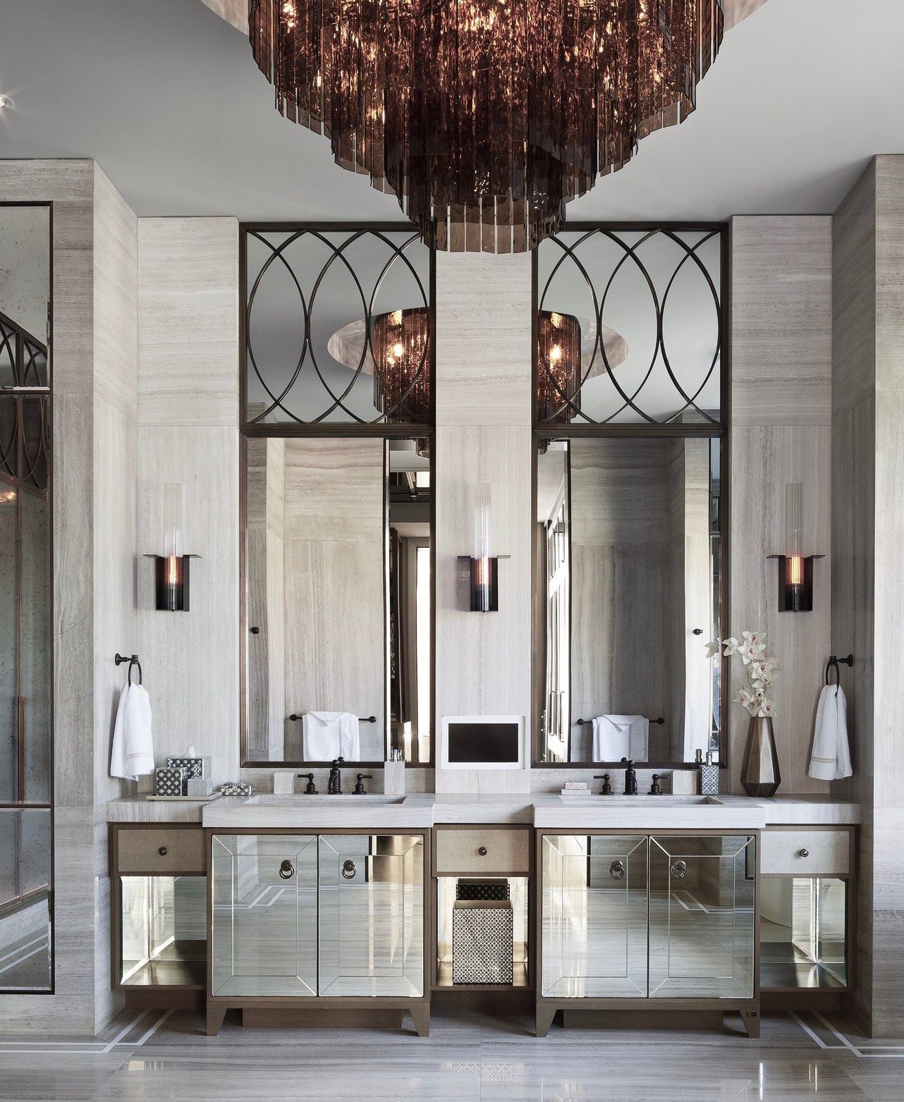 Creating Five-Star Grandeur: The Ultimate Guide to Hotel-Style Double Basin Bathroom Cabinets